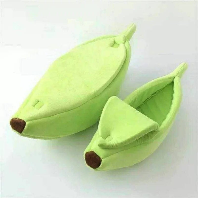Banana Shaped Cozy Bed for Small Pets Green